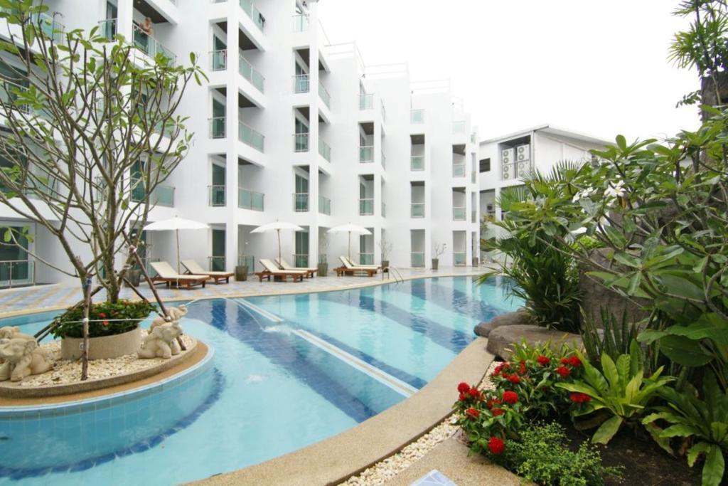 Dragon Beach Resort Jomtien Pattaya Luaran gambar