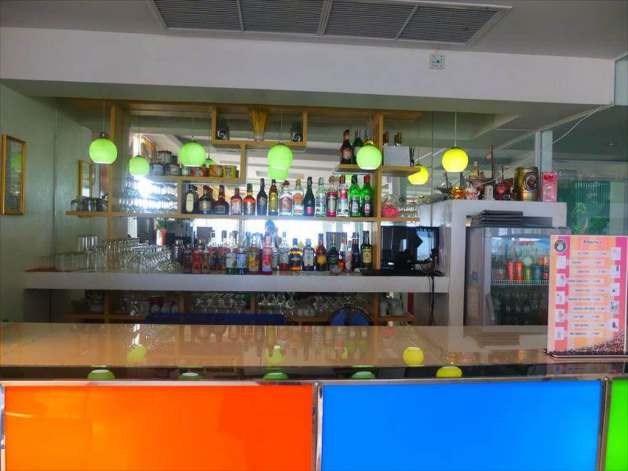 Dragon Beach Resort Jomtien Pattaya Luaran gambar